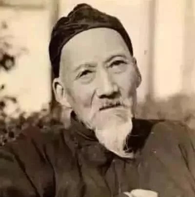 畫(huà)家黃賓虹肖像